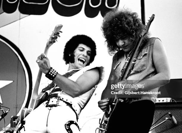 Ray Dorset and Paul King from Mungo Jerry perform live at the Hollywood Music Festival, Leycett near Newcastle-Under-Lyme, England on May 23 1970