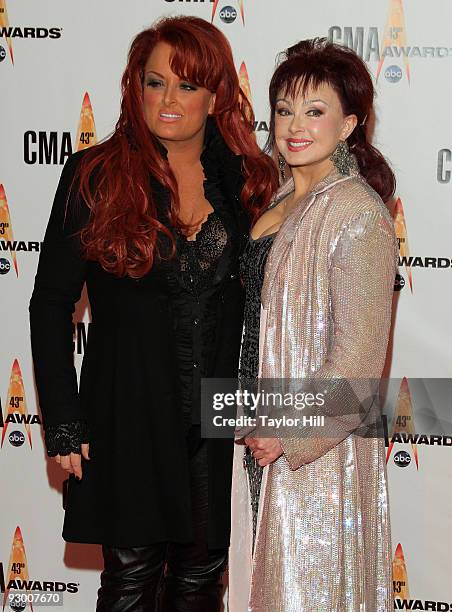 Singers Wynonna Judd and Naomi Judd attend the 43rd Annual CMA Awards at the Sommet Center on November 11, 2009 in Nashville, Tennessee.