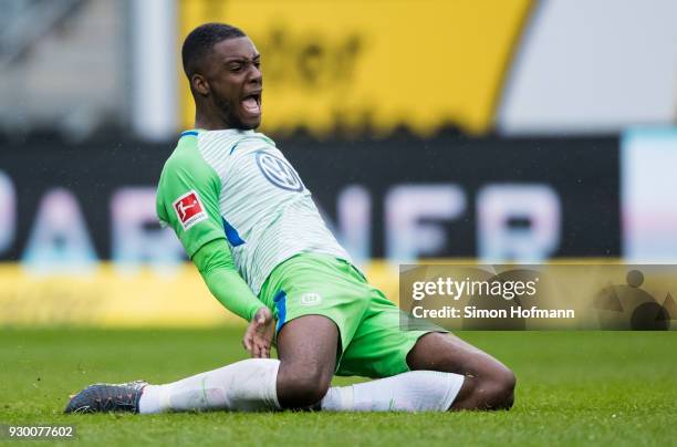 Riechedly Bazoer of Wolfsburg reacts during the Bundesliga match between TSG 1899 Hoffenheim and VfL Wolfsburg at Wirsol Rhein-Neckar-Arena on March...