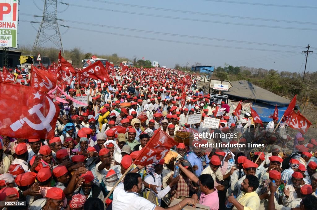 Maharashtra Farmers Continue March From Nashik, Demand Loan Waiver