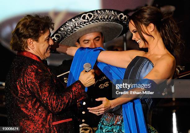 Honoree Juan Gabriel and singer Shaila Durcal perform during the 2009 Person of the Year show honoring Juan Gabriel at the Mandalay Bay Resort &...