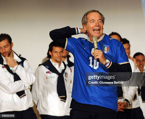 Guido Bertolaso speaks during the Italy national soccer team visit to earthquake striken areas in L'Aquila, Coppito on November 12, 2009 in L'Aquila,...