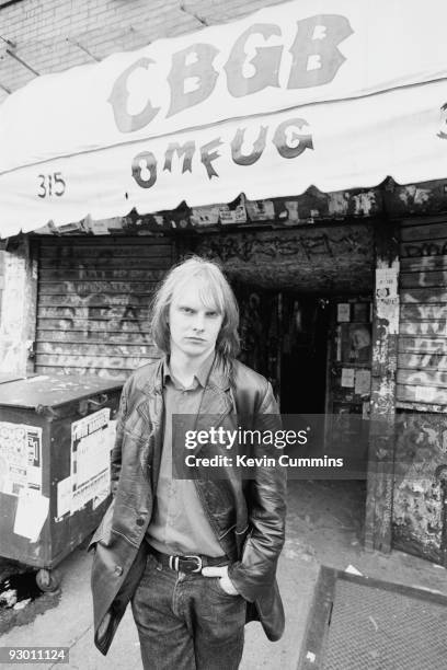 Luke Haines of The Auteurs poses outside the CBGB OMFUG venue in New York, April 1993. An NME photoshoot.