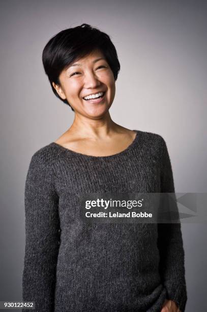 portrait of japanese woman with short hair - asian woman short hair stock pictures, royalty-free photos & images