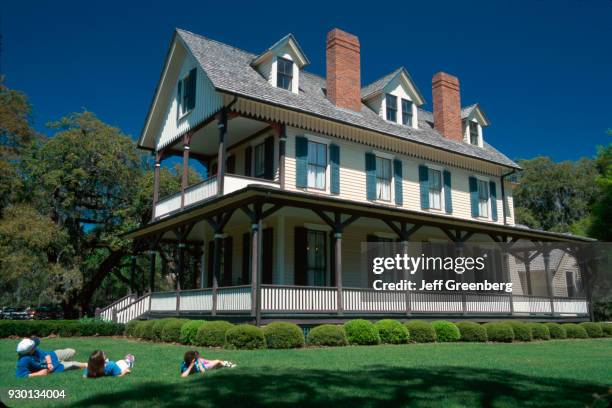 DuBignon Cottage c.1884 historic winter retreat.