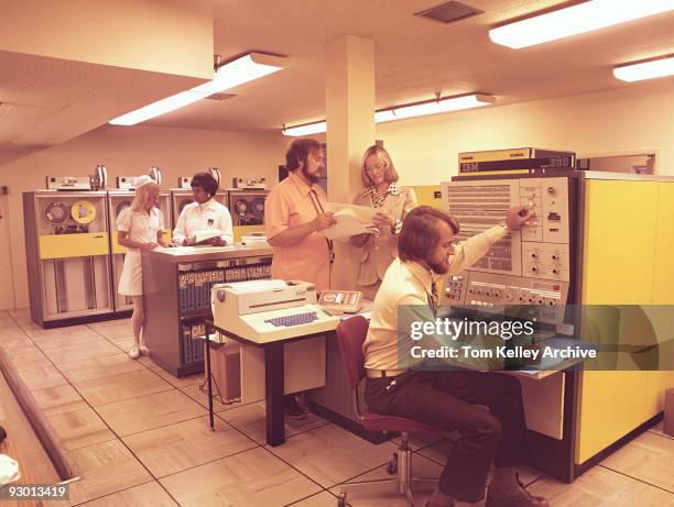 1980s Server 80s Ibm Computer Photos et images de collection - Getty Images