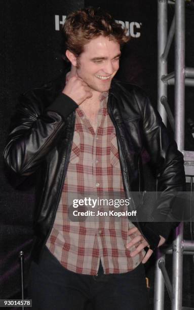 Actor Robert Pattinson speaks at "The Twilight Saga: New Moon" - Cast Tour at Hot Topic on November 6, 2009 in Hollywood, California.