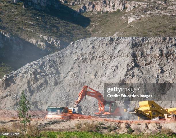 Loading Fronted 64 Front End Loading Stock Photos, High-Res Pictures, and Images ...