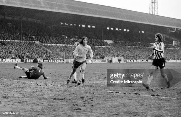 English League Division One match at Bramall Lane. Sheffield United 0 v Arsenal 5. Celebrateions for Charlie George after he scored his first goal,...