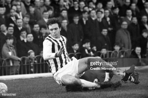 English League Division One match at Highbury. Arsenal 2 v West Bromwich Albion 0. West Brom's Jeff Astle, 21st December 1968.