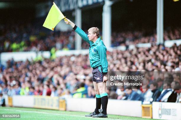 Everton 0-2 Manchester United, league match at Goodison Park, Saturday 12th September 1992.