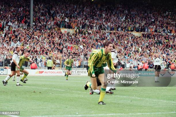 English League Division Two Play Off Final at Wembley Stadium. West Bromwich Albion 3 v Port Vale 0. West Brom's Andy Hunt celebrates after he scored...