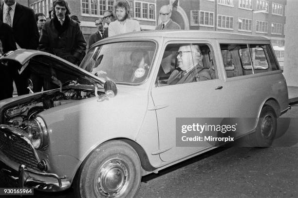 Interested press and spectators inspect Mr Geoffrey Rippon's new electric powered mini. Mr Geoffrey Rippon, Minister of the Environment, today took...