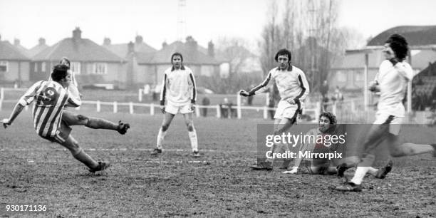 Nuneaton Borough v Yeovil Town, 21st February 1976. Borough striker Tony Jacques, sends a neat scissor kick goalwards - but the Manor Park outfit...