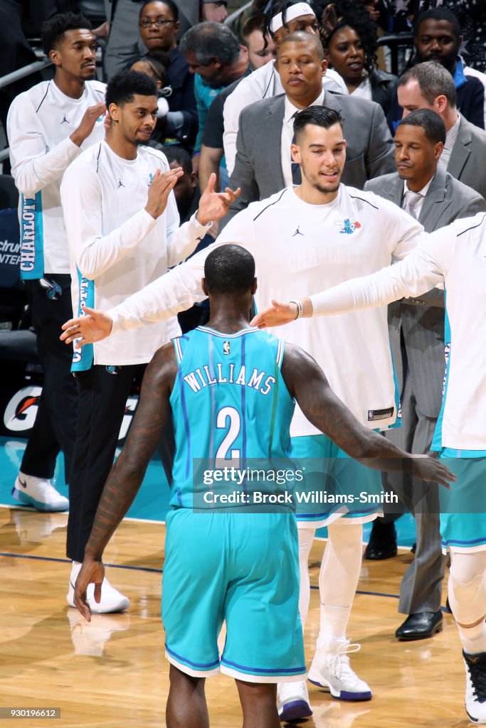 Phoenix Suns v Charlotte Hornets