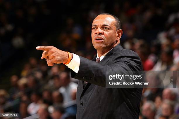 Head coach Lionel Hollins of the Memphis Grizzlies points from the sideline during the game against the Golden State Warriors at Oracle Arena on...