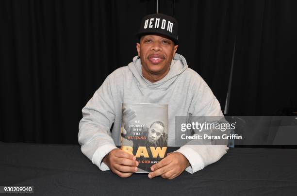 Raw Base Rapper Rapper Lamont Hawkins Photos and Premium High Res Pictures - Getty Images
