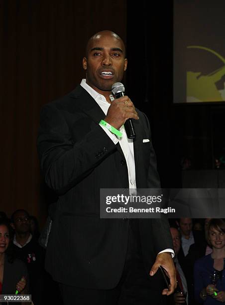 Tikki Barber attends the 2009 Robin Hood Foundation Food for Good event at the M2 Ultra Lounge on November 12, 2009 in New York City.