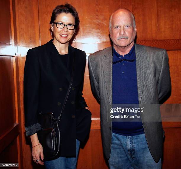 Annette Bening and Richard Dreyfuss attend Annette Bening And Kelly and Lou Gonda Host Actors Fund Cocktail Reception on November 12, 2009 in Beverly...