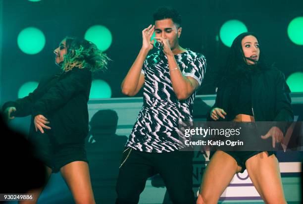 Arjun Singer 276 Bbc Asian Network Stock Photos, High-Res Pictures, and Images ...
