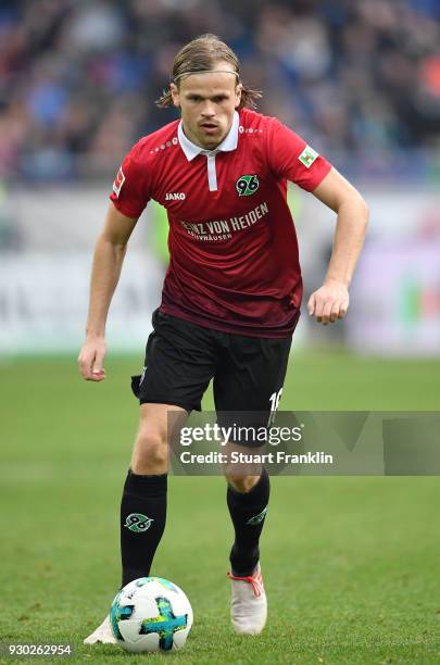 Iver Fossum of Hannover in action during the Bundesliga match between Hannover 96 and FC Augsburg at HDI-Arena on March 10, 2018 in Hanover, Germany.