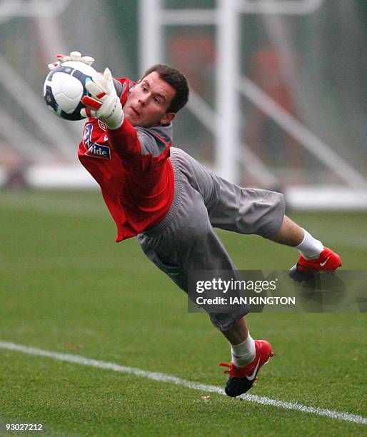 England footballer Ben Foster attends a training session at Arsenal's Training facility in London Colney, north London, on November 10, 2009 ....