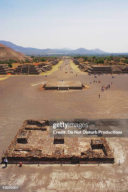 ruins of a pyramid, moon pyramid, teotihuacan, mexico - pyramid of the moon stock pictures, royalty-free photos & images