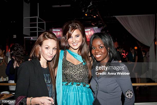 Samantha Droke, Zoe Myers and Camille Winbush at Zoe Myer's "Love ME Or Hate Me" Video Premiere Party on November 12, 2009 in Los Angeles, California.
