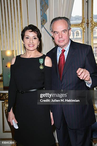 Spanish singer Luz Casal is presented with her medal for "Officier dans l'Ordre des Arts et des Lettres" by French minister for Culture Frederic...