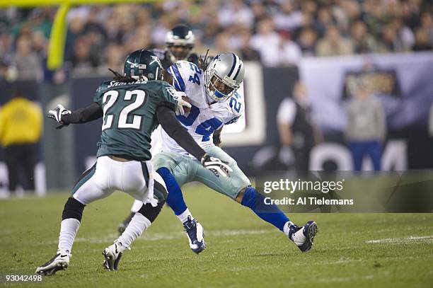 Dallas Cowboys Marion Barber in action vs Philadelphia Eagles Asante Samuel . Philadelphia, PA 11/8/2009 CREDIT: Al Tielemans