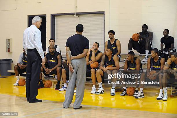 Mitch Kupchak, General Manager and Ronnie Lester, Assistant General Manager of the Los Angeles Lakers speaks to Los Angeles D-Fenders players on the...