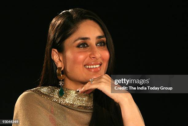 Actor Kareena Kapoor in an interview with India Today Group Editor Prabhu Chawla for the show Seedhi Baat in Mumbai on Wednesday, November 11, 2009.