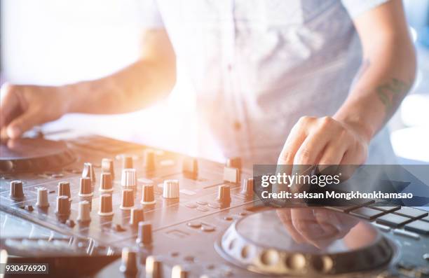 dj mixing - ibiza party stock pictures, royalty-free photos & images