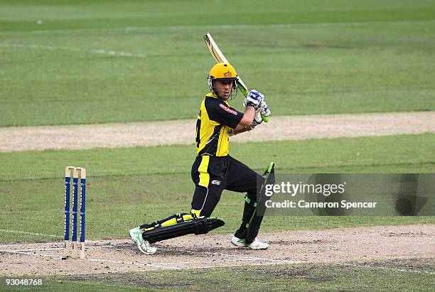 Luke Ronchi of the Warriors bats during the Ford Ranger Cup match between the Victoria Bushrangers and the West Australia Warriors at Melbourne...