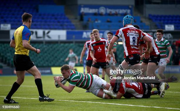 Henri Lavinof Leicester Tigers U18 scores a try during the Premiership Rugby U18s Academy Final between Leicester Tigers U18 and Gloucester Rugby U18...