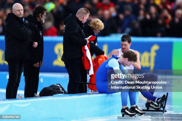 Sverre Lunde Pedersen of Norway looks dejected after he competes in the 10000m Mens race during the World Allround Speed Skating Championships at the...