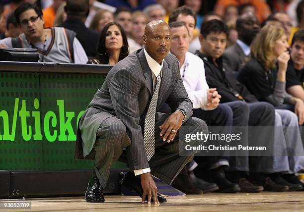 Head coach Byron Scott of the New Orleans Hornets during the NBA game against the Phoenix Suns at US Airways Center on November 11, 2009 in Phoenix,...