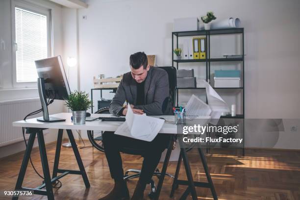 feeling messed up - floating shelves stock pictures, royalty-free photos & images