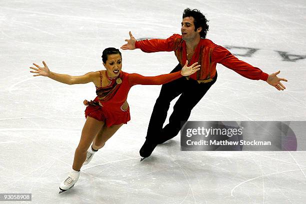 Keauna McLaughlin and Rockne Brubaker compete in the Free Skate during the Cancer.Net Skate America at Herb Brooks Arena on November 14, 2009 in Lake...