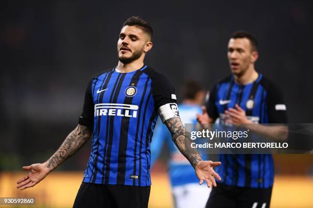 Inter Milan's Argentinian forward Mauro Icardi reacts during the Italian Serie A football match Inter Milan vs Napoli on March 11, 2018 at the San...