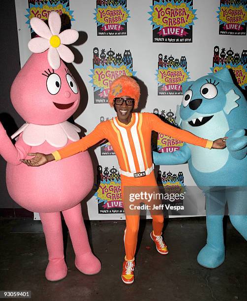 Toodee Of Yo Gabba Gabba Photos and Premium High Res Pictures - Getty