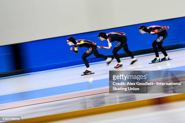 Beatrice Lamarche, Brooklyn McDougall and Alexa Scott of Canada perform in the ladies team pursuit during the World Junior Speed Skating...