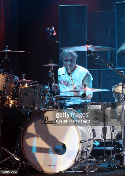 Ian Paice of Deep Purple performs at the Hammersmith Apollo on November 14, 2009 in London, England.