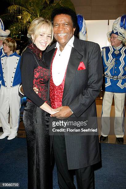 Luzandra Strassburg and Roberto Blanco attend the Unesco Charity Gala 2009 at the Maritim Hotel on November 14, 2009 in Dusseldorf, Germany.