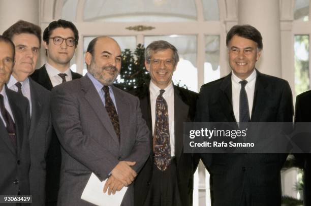 Felipe Gonzalez, Jose Borrell and Vicente Albero in a meeting with the watering community The president of the Government with Jose Borrel , minister...