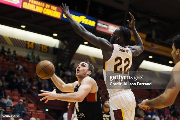 Beau Beech of the Erie BayHawks goes to the basket against the Canton Charge on March 11, 2018 at Canton Memorial Civic Center in Canton, Ohio. NOTE...