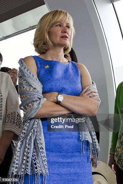 Laureen Harper, wife of Canada's Prime Minister Stephen Harper, joins a spose's tour at the Singapore Flyer observation wheel tour following the APEC...