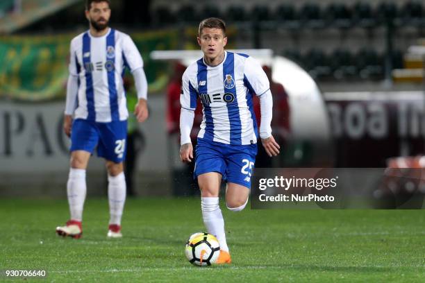 Porto's Brazilian midfielder Otavio in action during the Premier League 2017/18 match between Pacos Ferreira and FC Porto, at Mata Real Stadium in...
