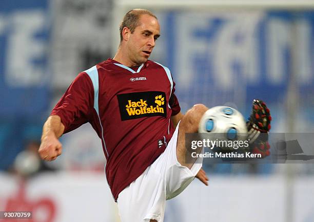 Stefan Beinlich in action during the Stefan Beinlich Farewell match between Hansa All Stars and Paules Dream Team at the DKB Arena on November 15,...