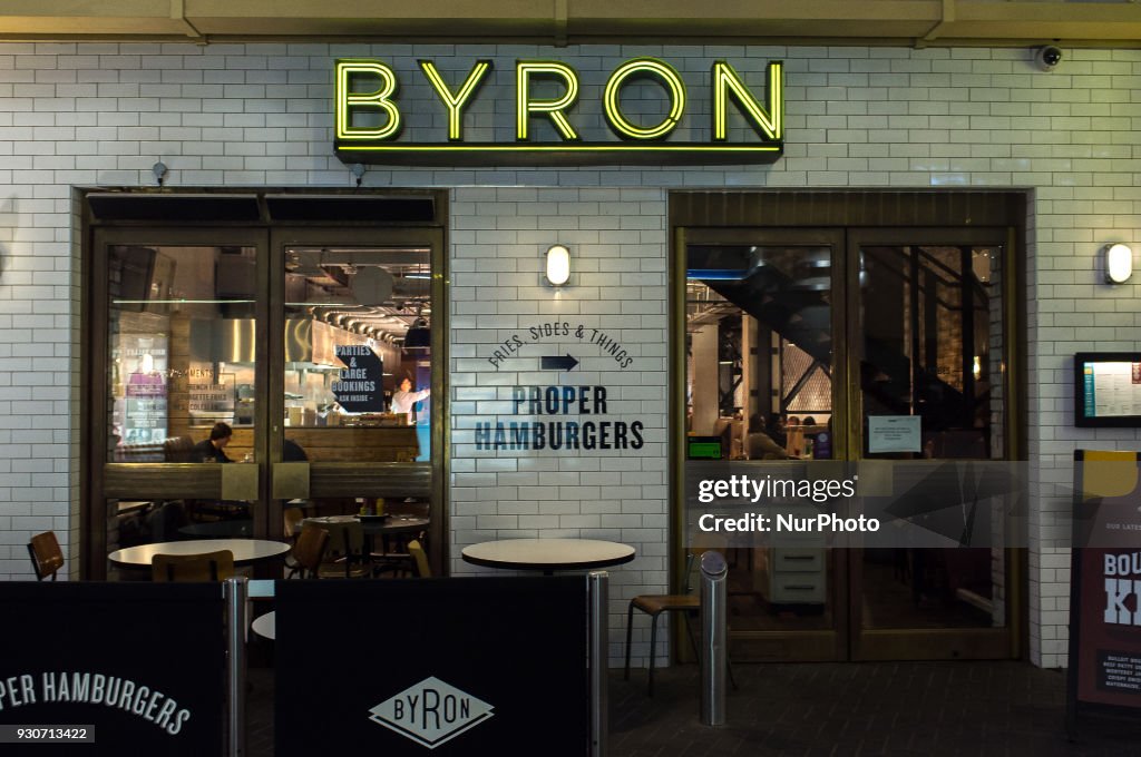 London's Restaurants Close Amid Financial Difficulties